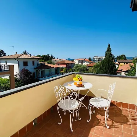 D1mora La Terrazza شقة توسكولانو ماديرنو